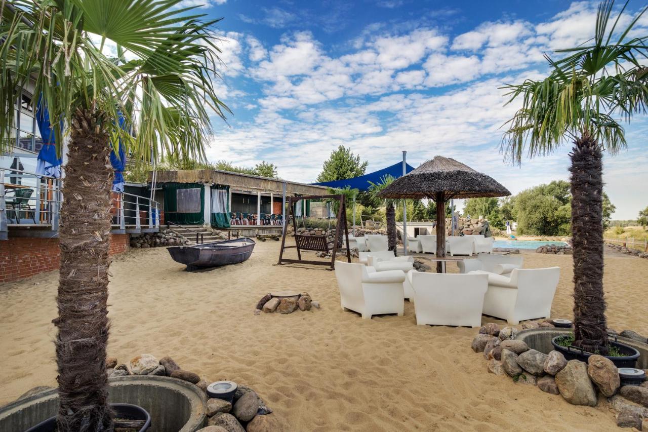 Hotel Doemitzer Hafen Ngoại thất bức ảnh